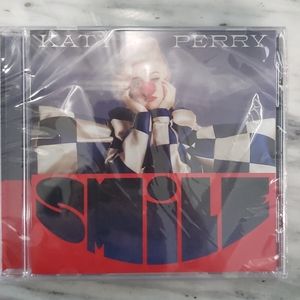 Katy Perry SMILE CD